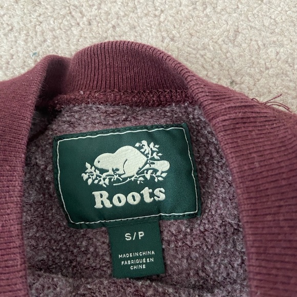 Burgundy Roots Crewneck - Size Small - Picture 4 of 4
